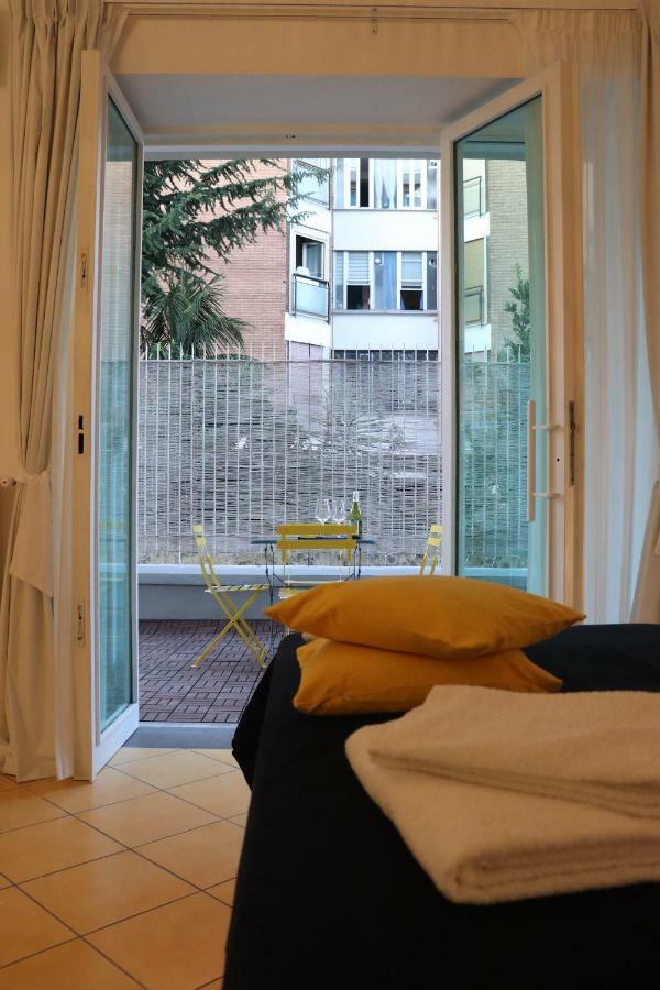 Lemon Suite Neapel Exteriör bild